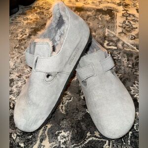 Birkenstock London  shearling suede. Color is whale grey. Excellent condition.